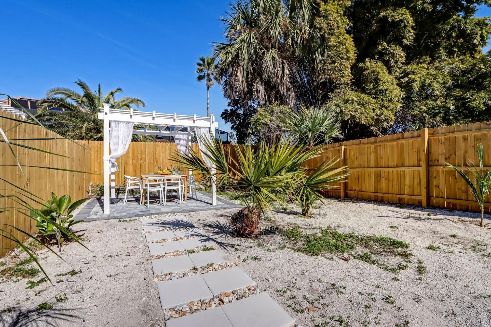 Classy Bohemian Beach Cabana- Close To Beach St. Augustine Εξωτερικό φωτογραφία